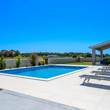 Holiday home Ana *